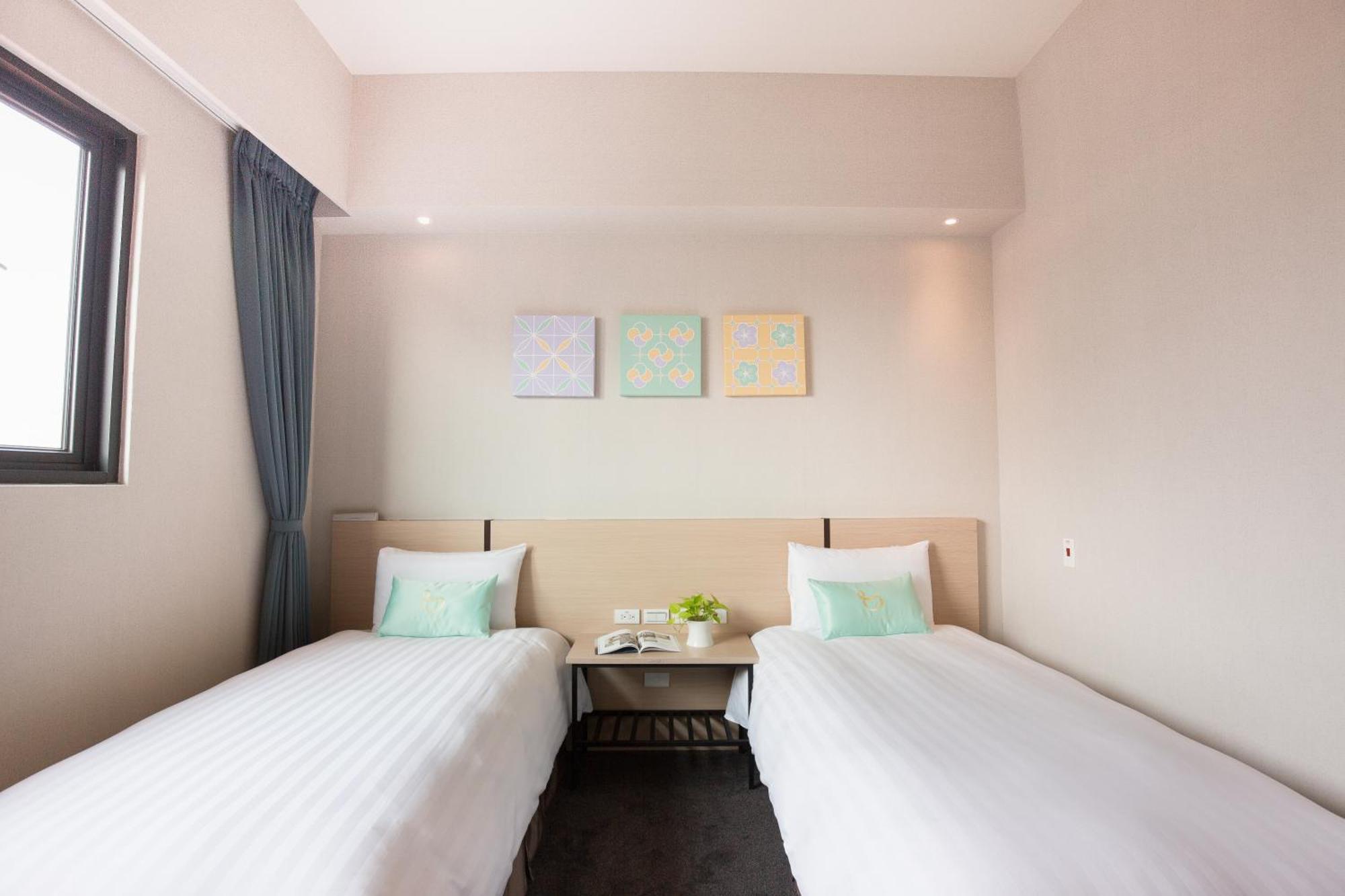Hotel Liyaou Città di Chiayi Camera foto