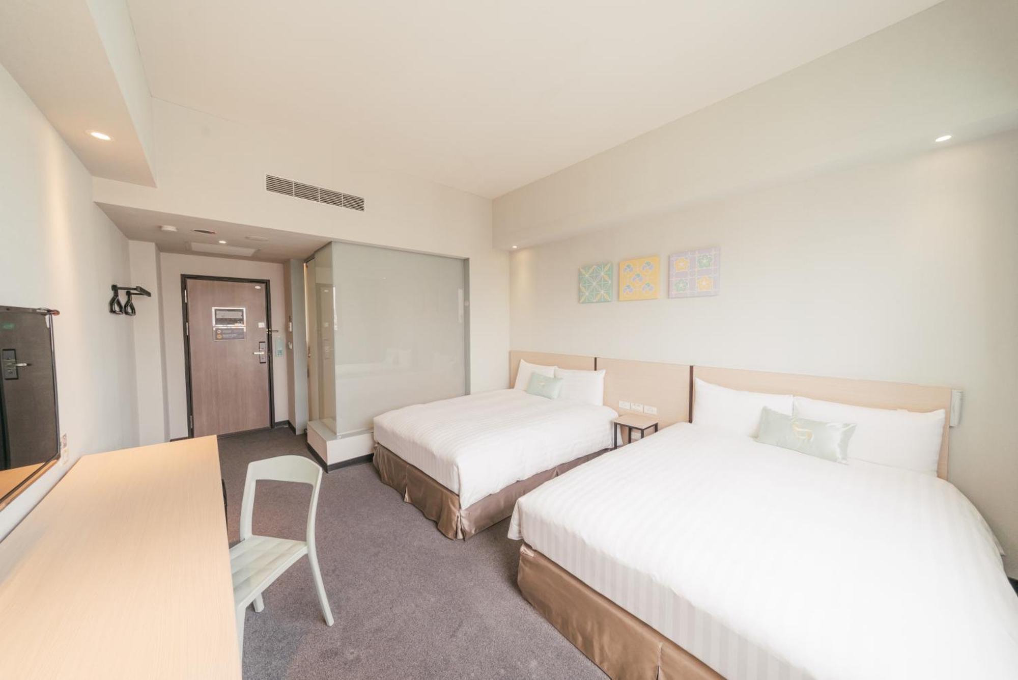 Hotel Liyaou Città di Chiayi Camera foto