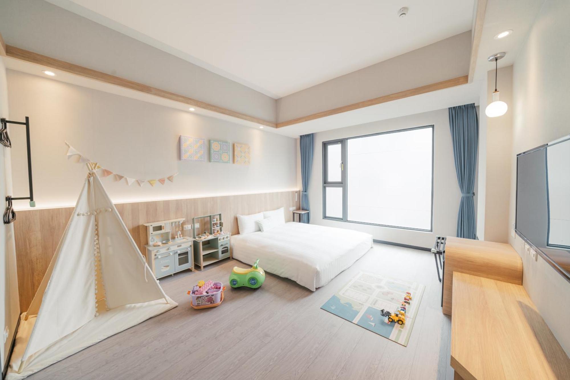 Hotel Liyaou Città di Chiayi Esterno foto
