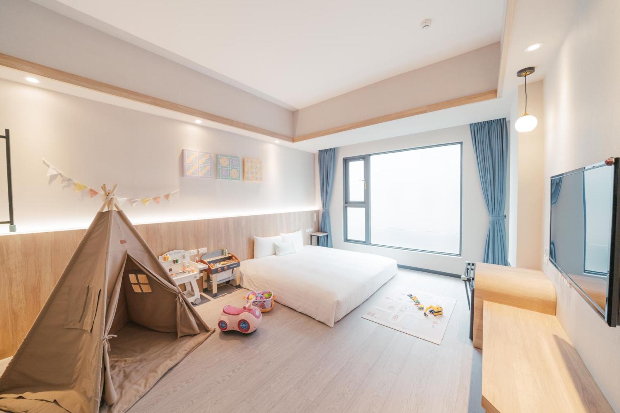 Hotel Liyaou Città di Chiayi Esterno foto